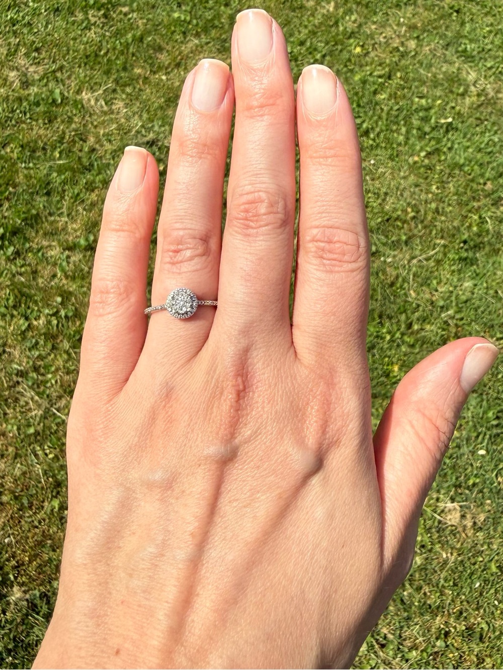 Genuine earth mined diamond cluster halo engagement or promise ring size 7